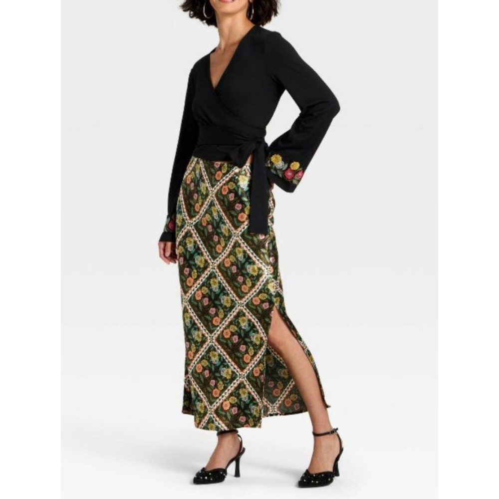 Women's Latino Heritage Month Black Floral Maxi Skirt XL